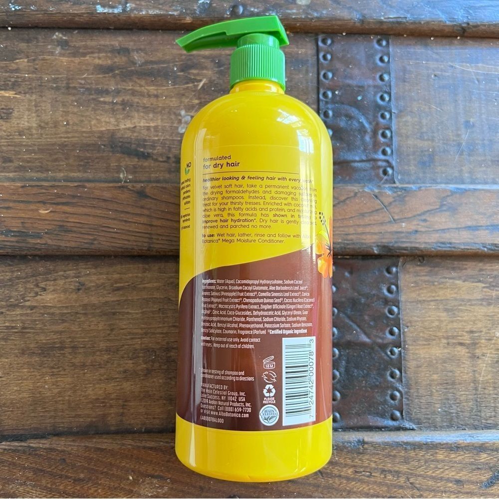 NEW! Alba Botanica More Mega Moisture Shampoo - Picture 3 of 4